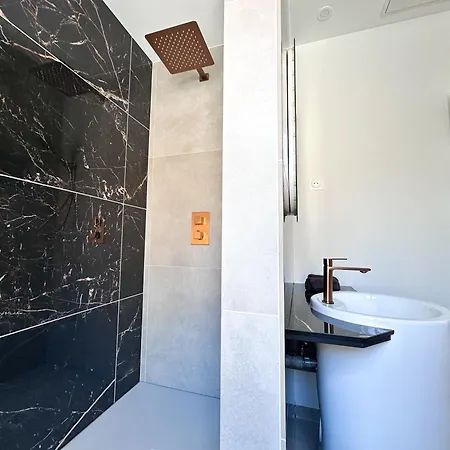 Lägenhet Uniq'home Luxe Design Et Sauna Centre Historique *